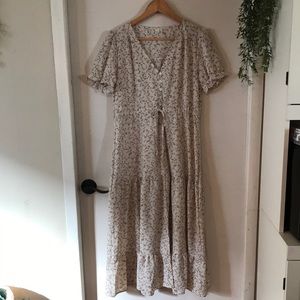 Maxi floral dress small